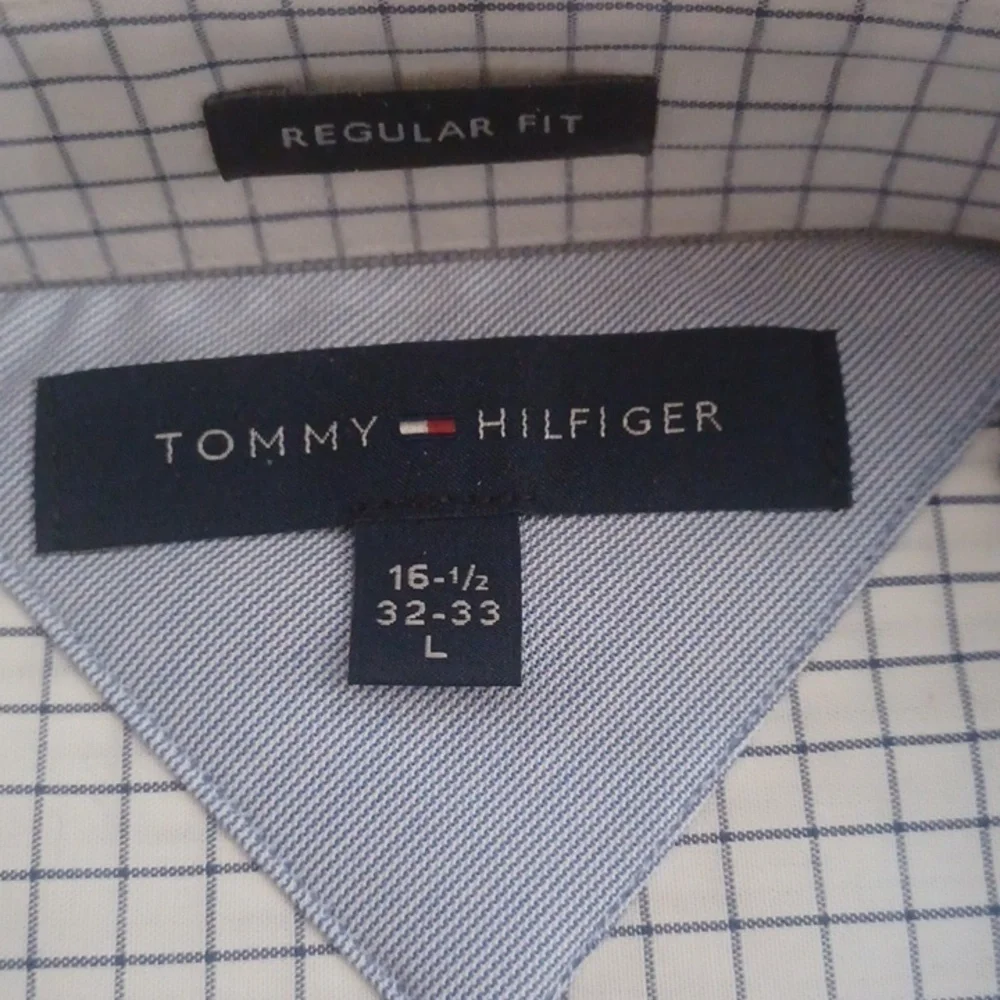 NEW! Tommy Hilfiger regular fit size large (32-33) - Picture 6 of 6